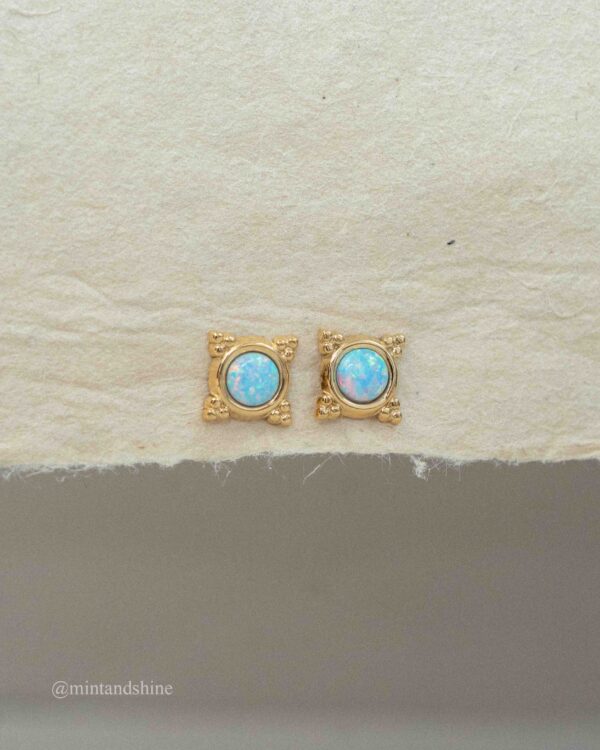 Elara Earrings