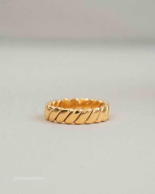 Flow Ring